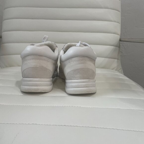 Chanel CC Logo Running Sneakers • White Suede Mesh Trainers EU 40 US 9.5 - Picture 3 of 16